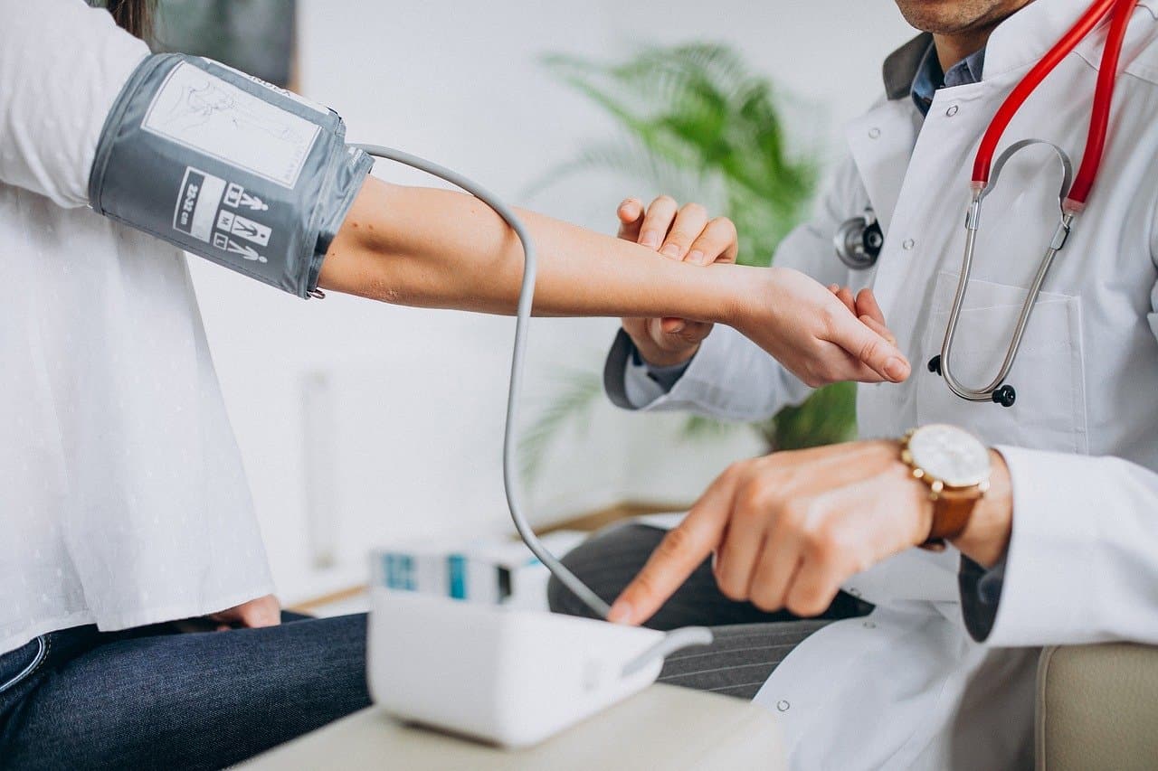 Comment bénéficier des soins médicaux directs : le guide pratique